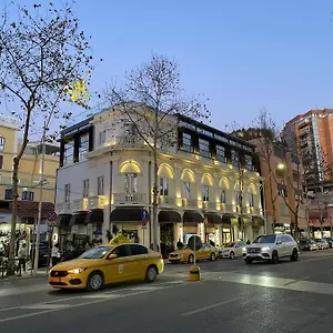 The Crown Boutique & Hotel Tirana