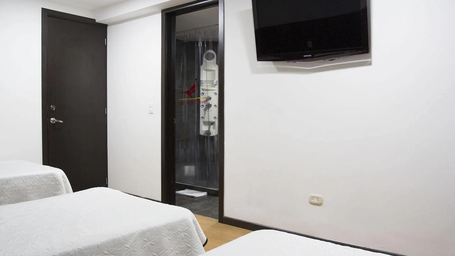 Hotel Airport Travel Bogota 3*,  Colombia
